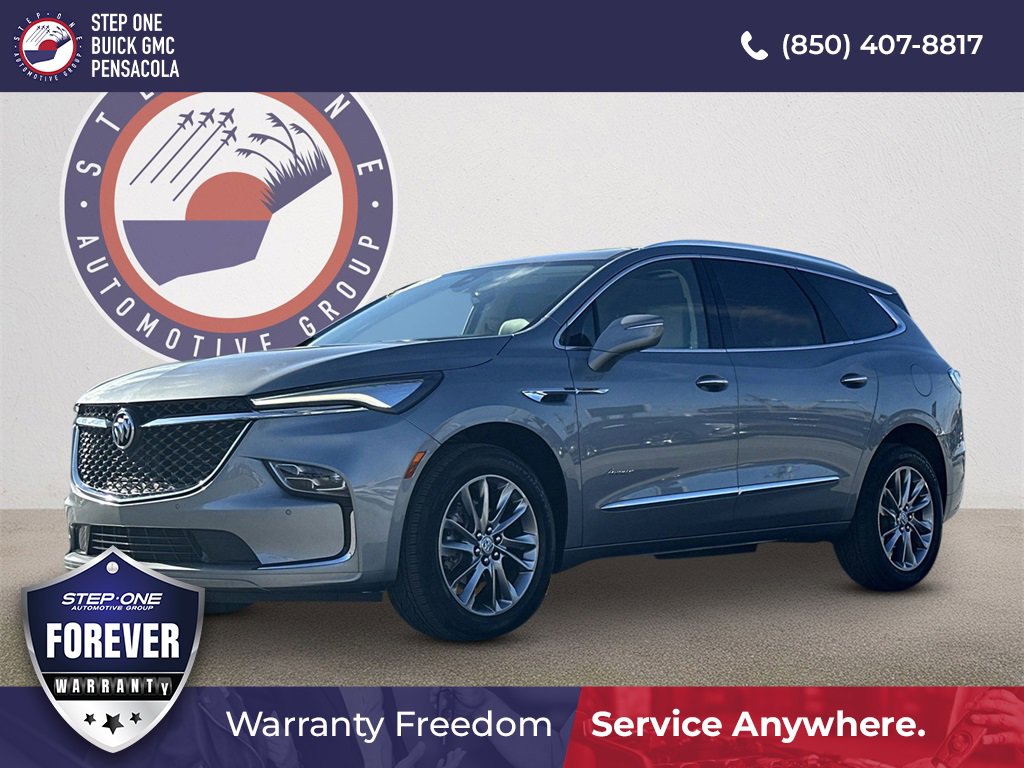 2023 Buick Enclave Avenir's photo