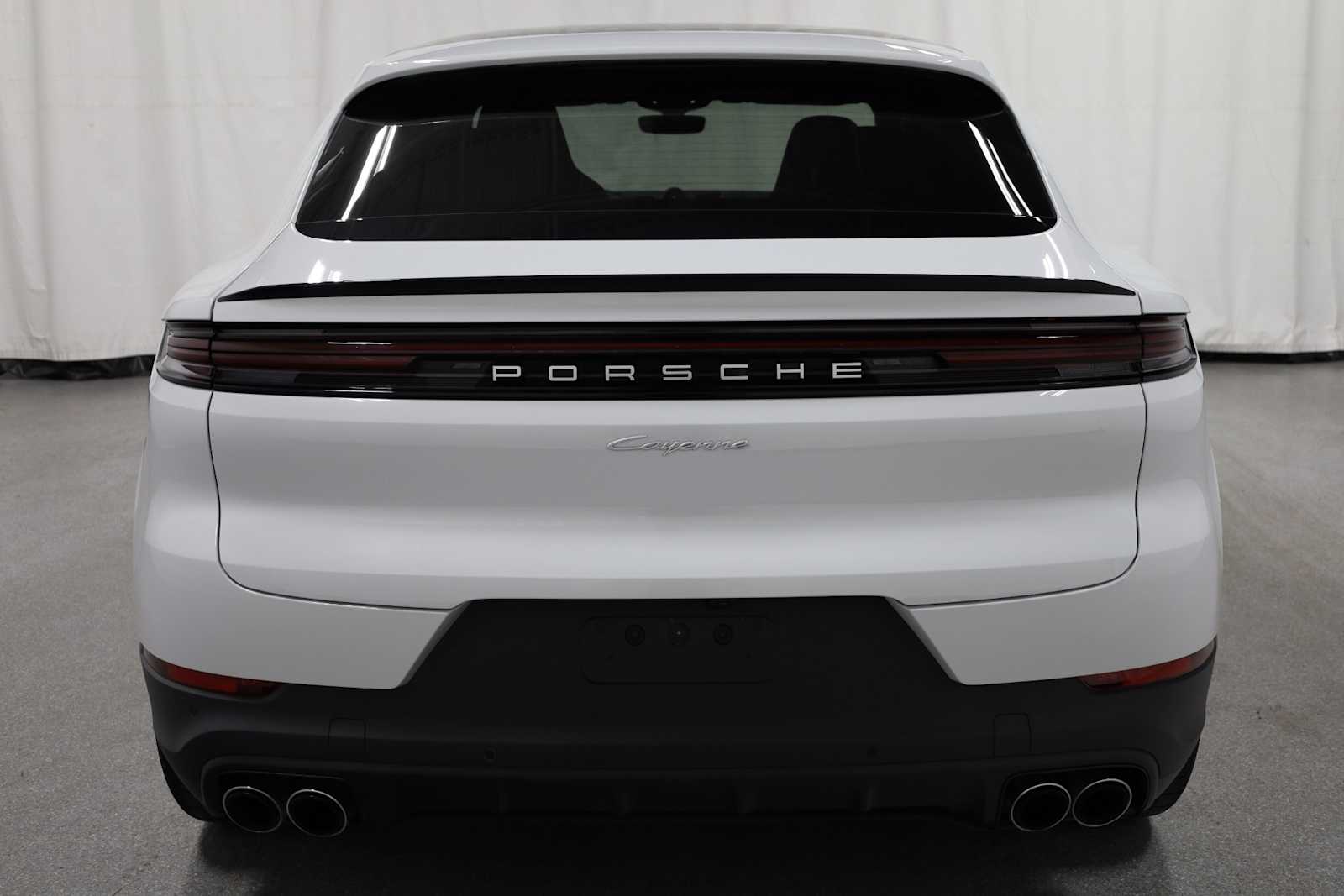 2024 Porsche Cayenne Coupe photo 5