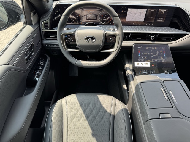 2026 Infiniti QX80 photo 10