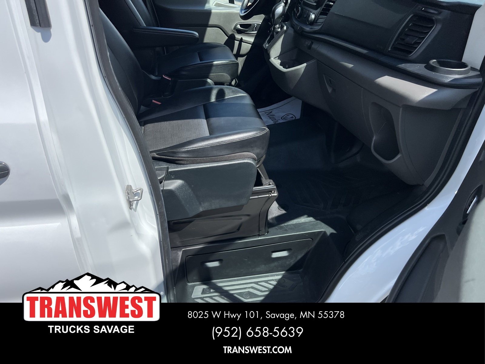 2023 Ford Transit Cargo Van photo 2