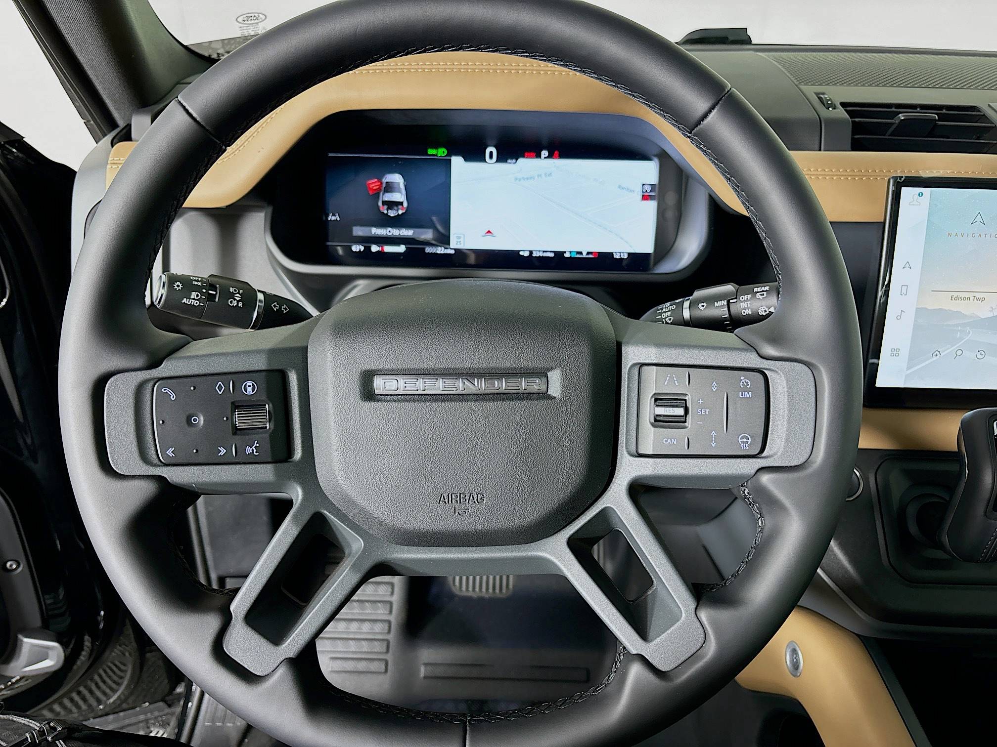 2025 Land Rover Defender 90 X-Dynamic SE photo 11