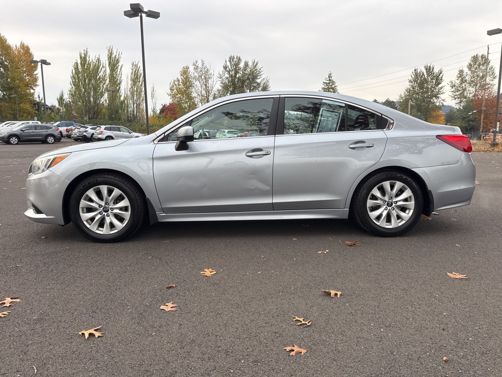 2015 Subaru Legacy 2.5i photo 4