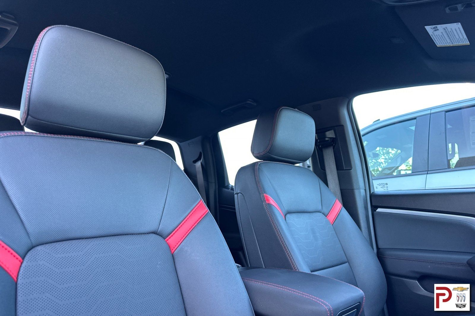 2024 Chevrolet Colorado Z71 photo 18