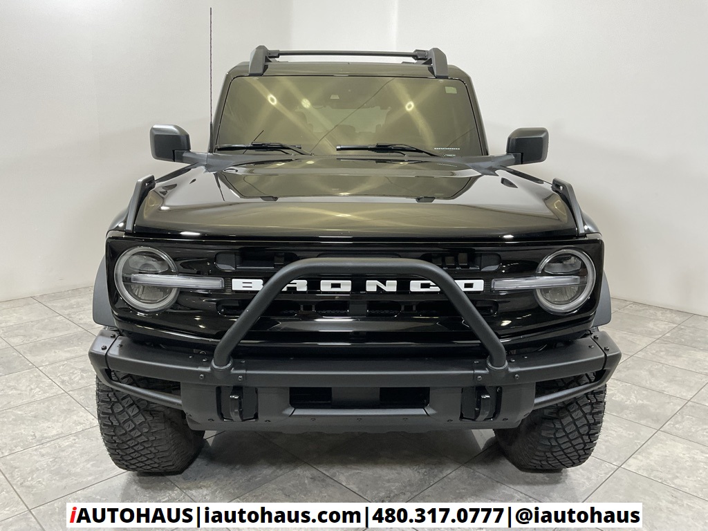 2022 Ford Bronco Black Diamond photo 3