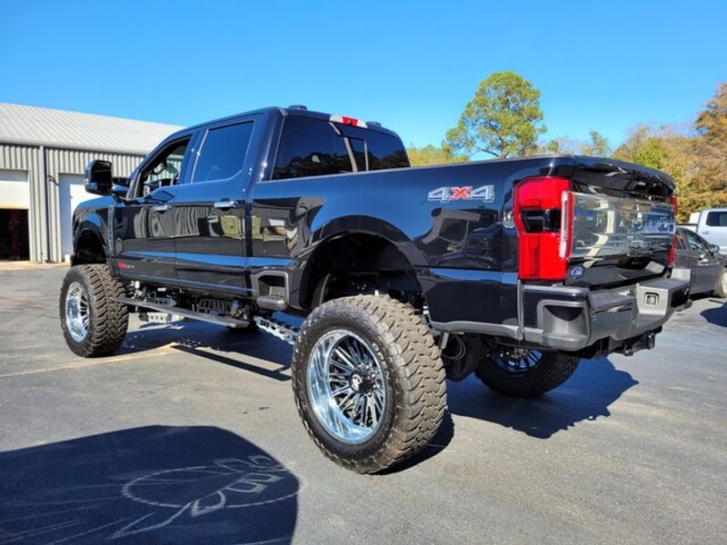 2024 Ford F-250 Platinum photo 5