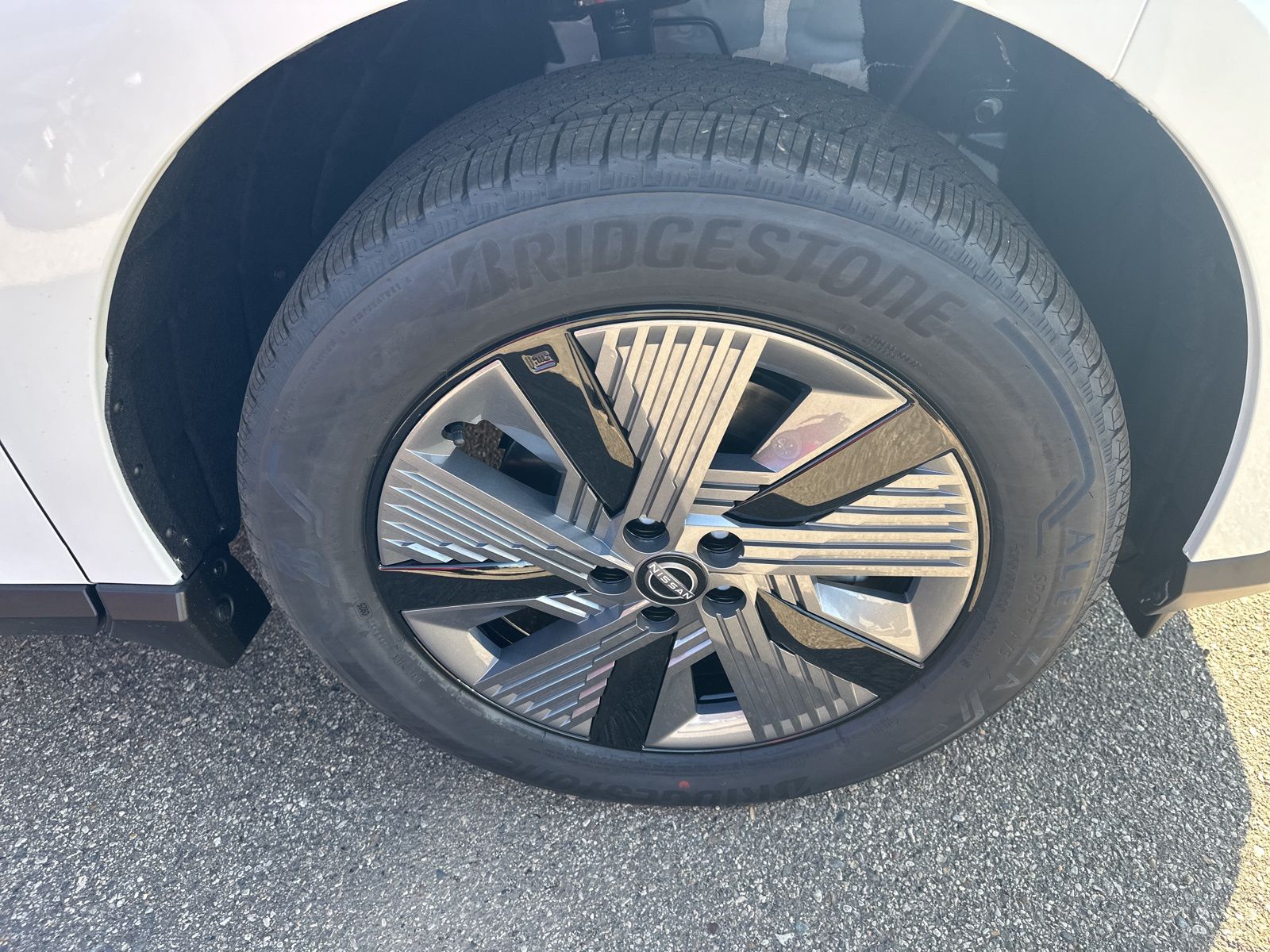 2025 Nissan Murano SL photo 4