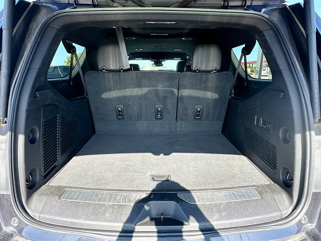 2023 Chevrolet Suburban Premier photo 23