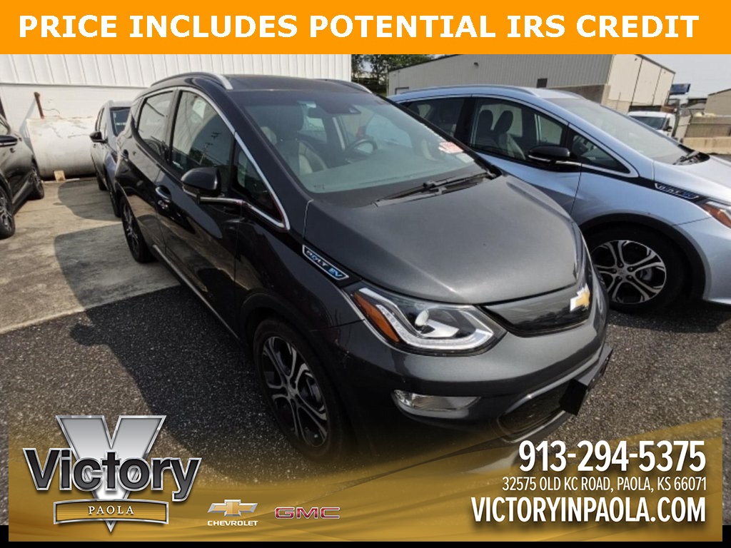 Used 2017 Chevrolet Bolt EV Premier with VIN 1G1FX6S06H4141416 for sale in Smithville, MO