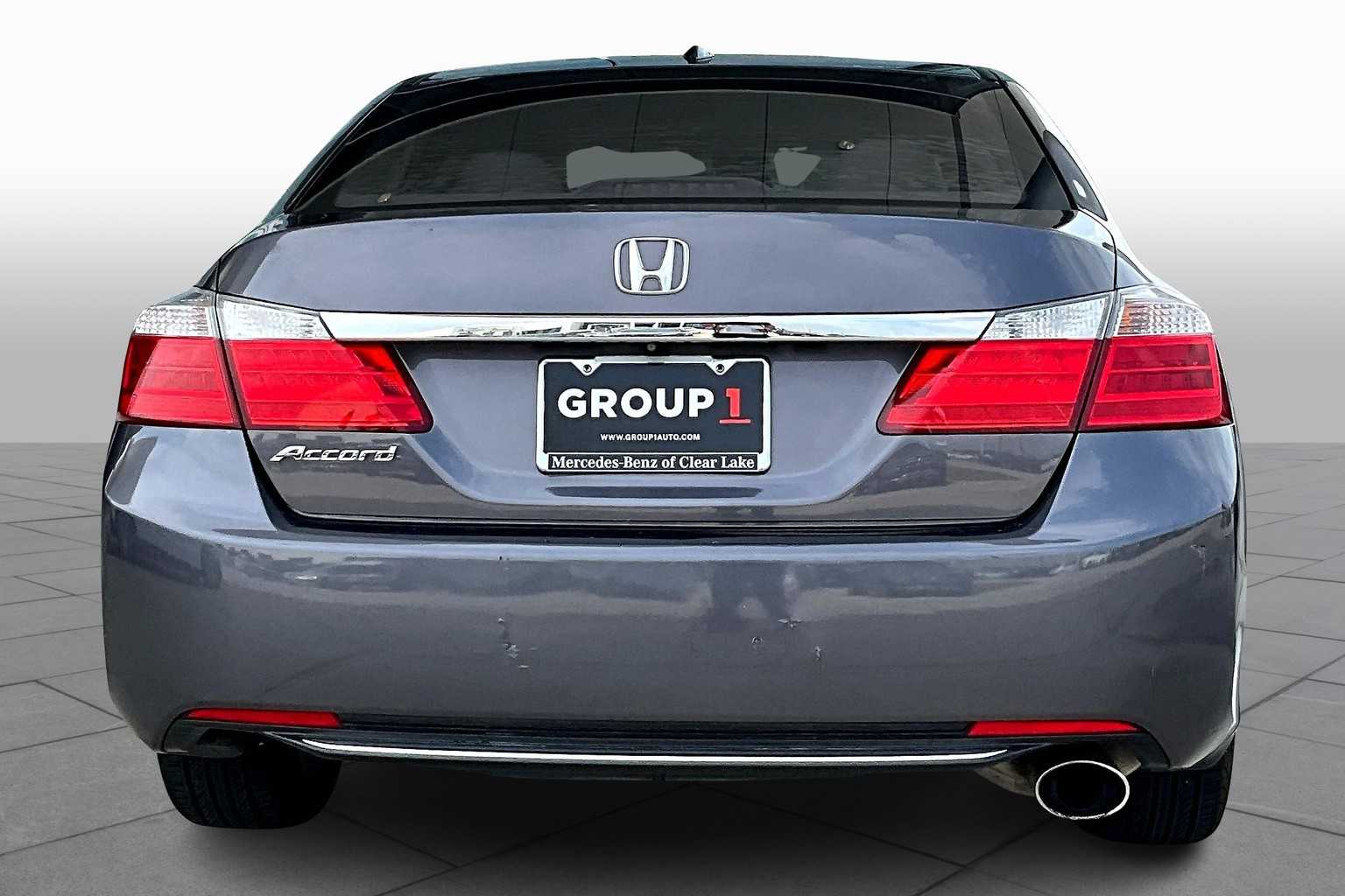 2015 Honda Accord EX-L photo 4
