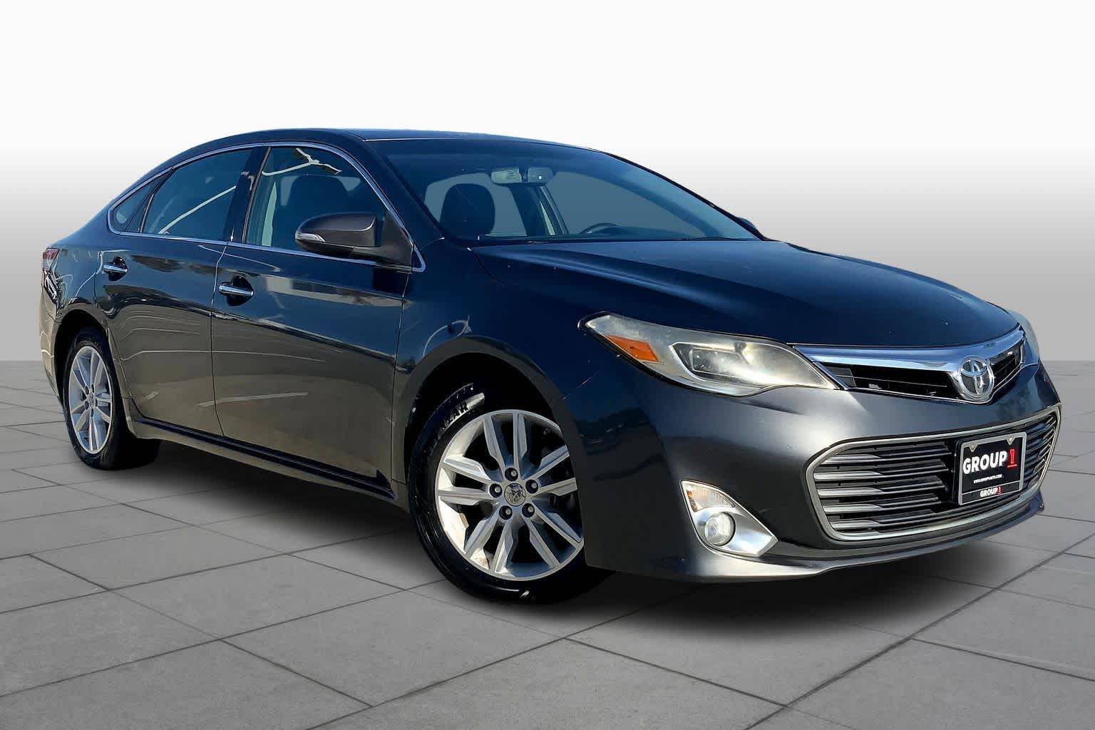 2014 Toyota Avalon XLE Premium photo 2