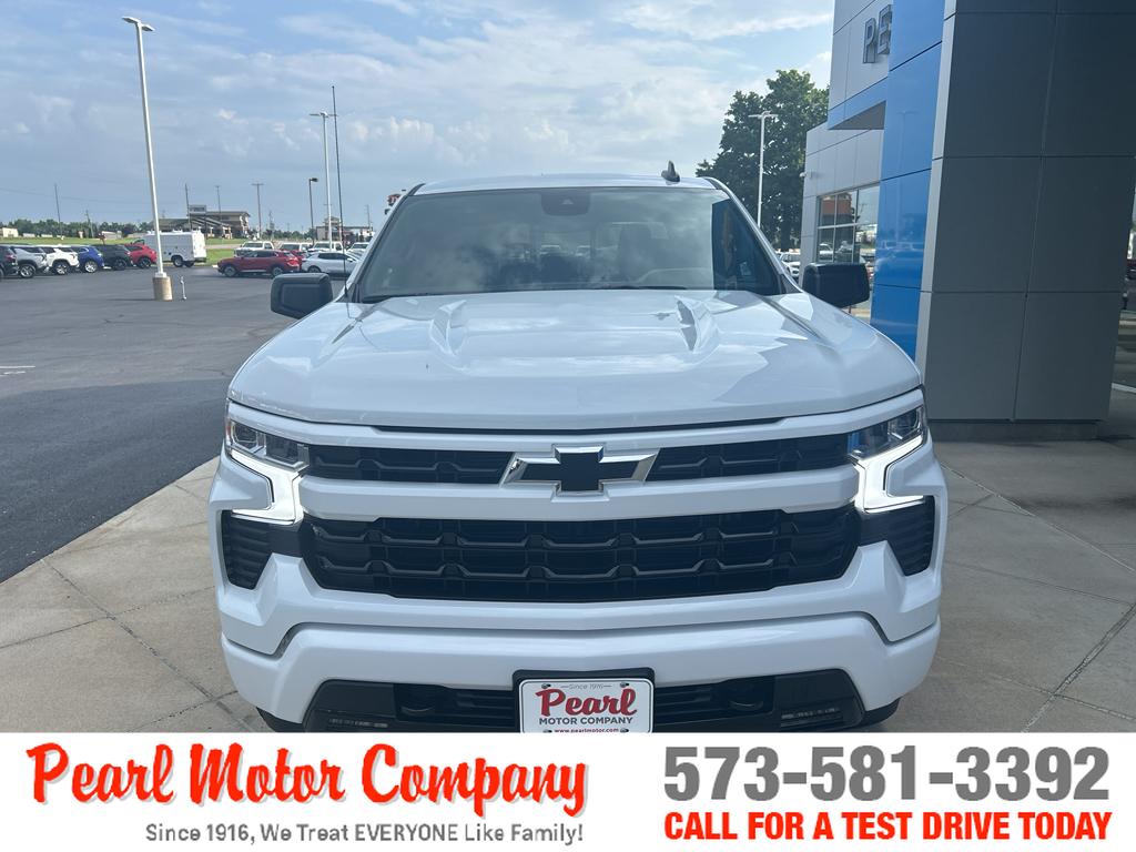 2025 Chevrolet Silverado 1500 RST photo 2