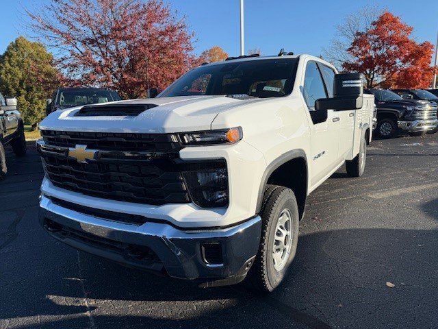 2025 Chevrolet Silverado 2500HD photo 3