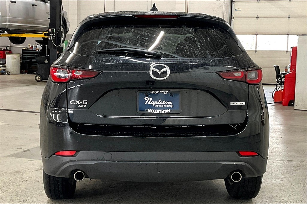 2023 Mazda CX-5 2.5 S Preferred photo 3