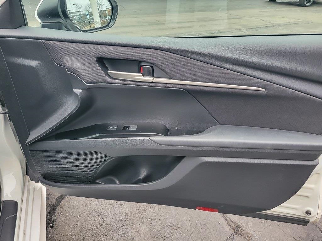 2025 TOYOTA CAMRY - Image 20
