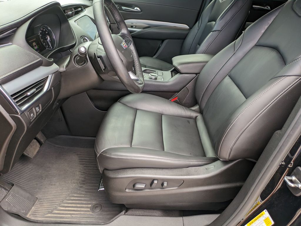 2021 Cadillac XT4 Premium Luxury photo 11