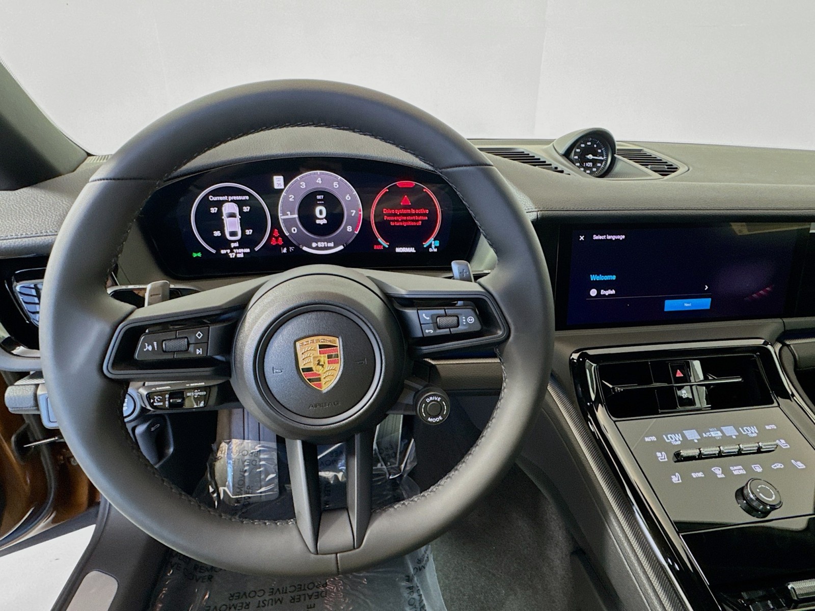 2025 Porsche Panamera 4 photo 14