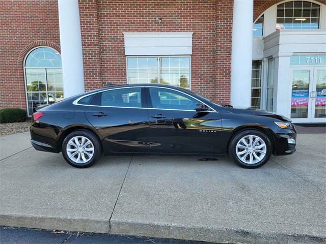 2023 Chevrolet Malibu 1LT photo 3