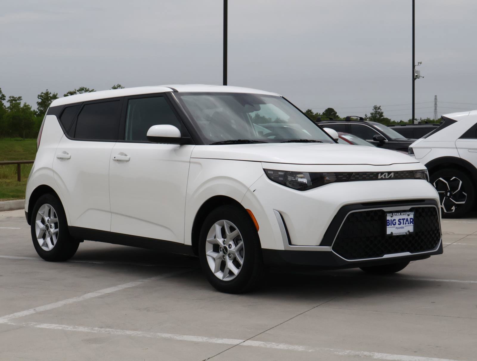 2023 Kia Soul S photo 5