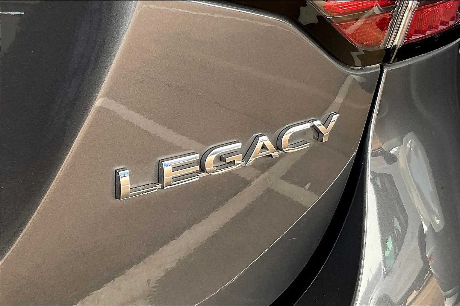 2022 Subaru Legacy Premium photo 9
