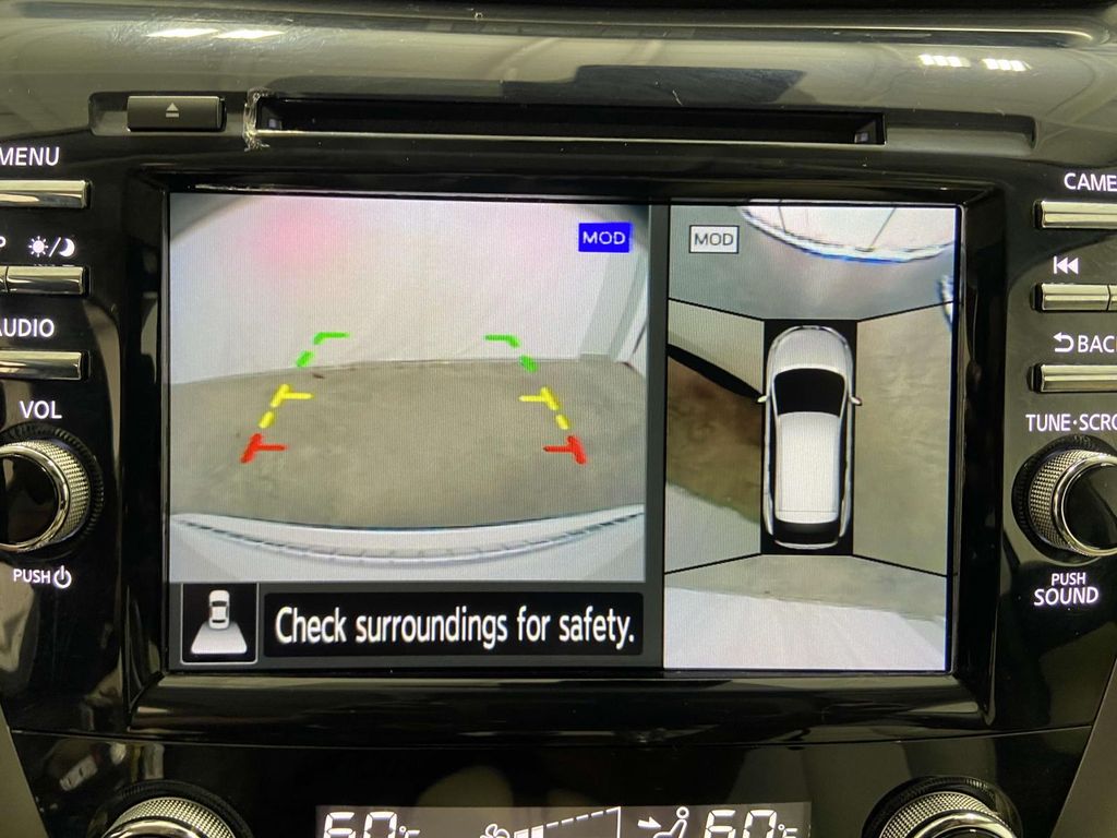 2024 Nissan Murano SL photo 11