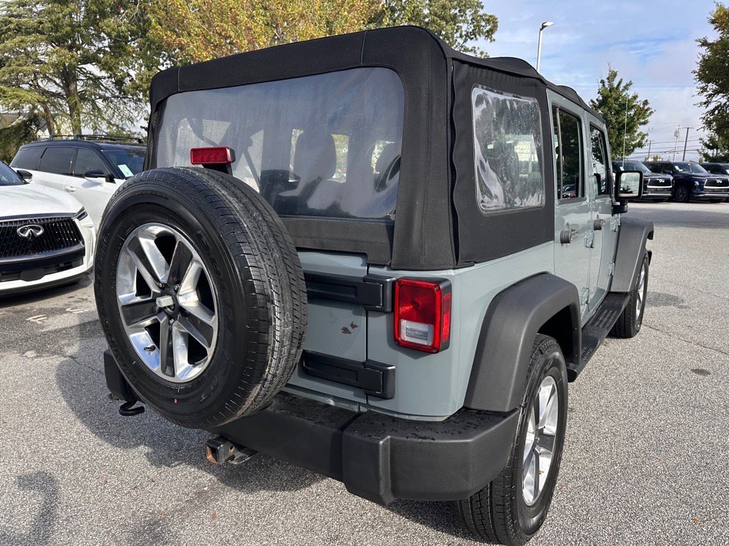 2014 Jeep Wrangler Unlimited Sport photo 3
