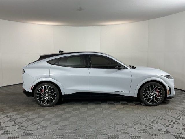 2023 Ford Mustang Mach-E GT photo 4