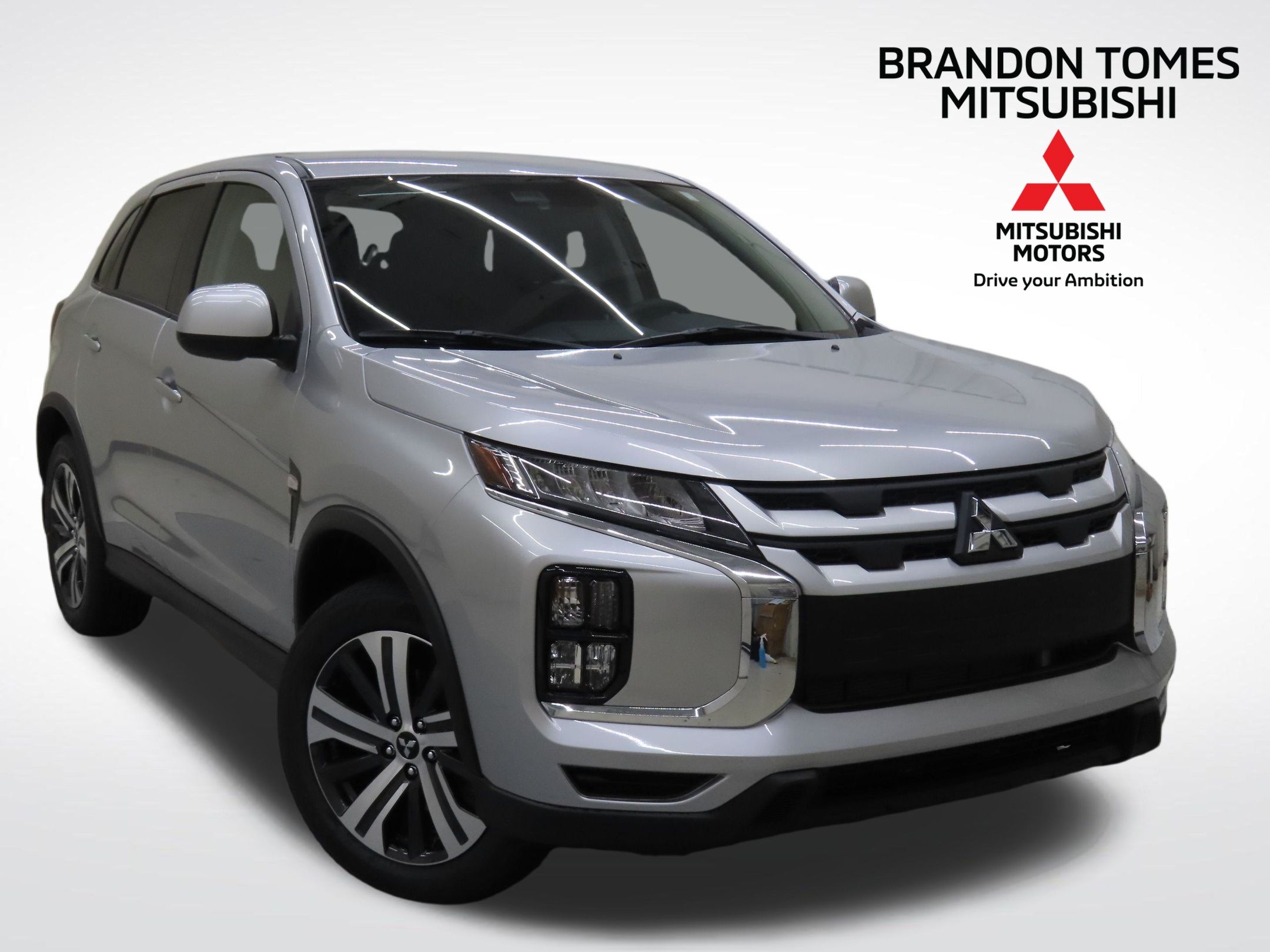 2025 Mitsubishi Outlander Sport ES's photo