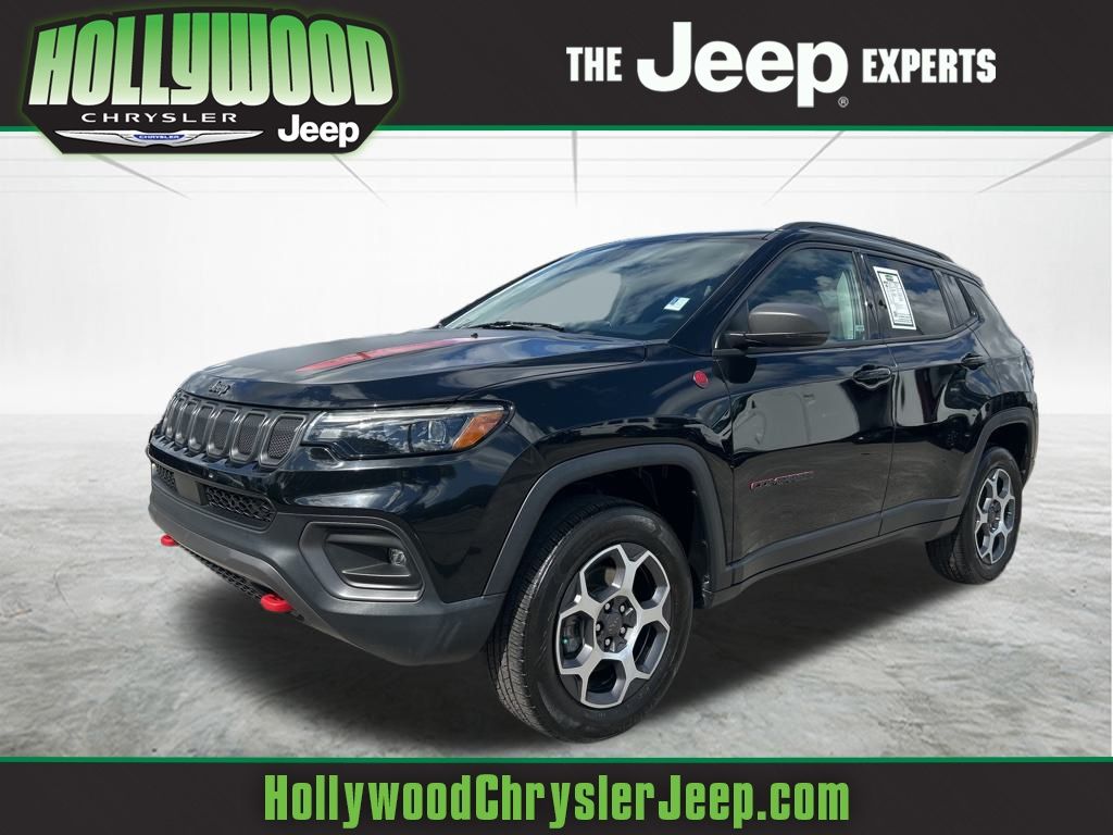 2022 Jeep Compass Trailhawk's photo