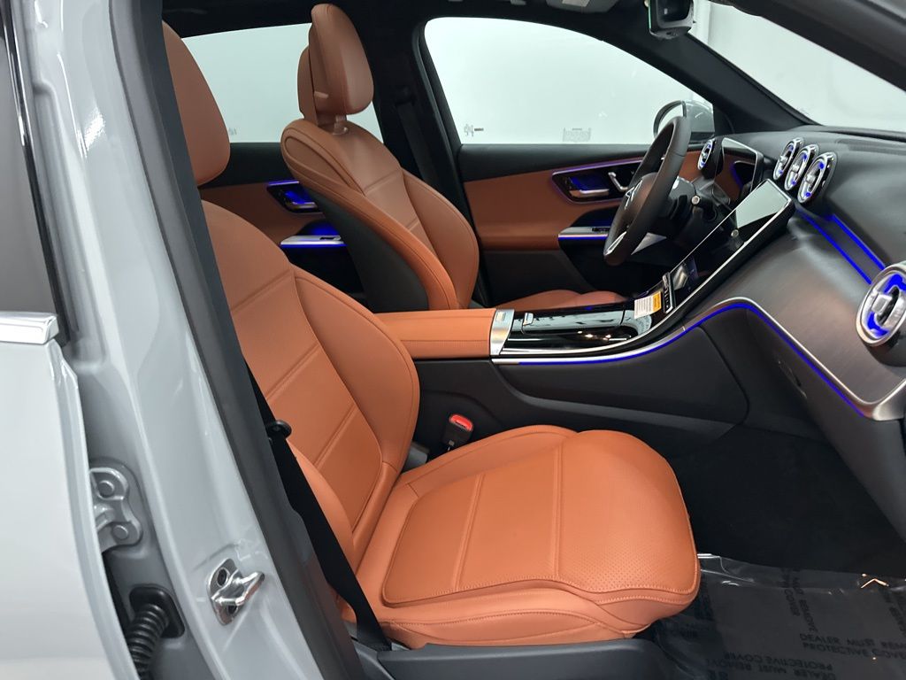 2026 Mercedes Benz GLC 300 photo 23