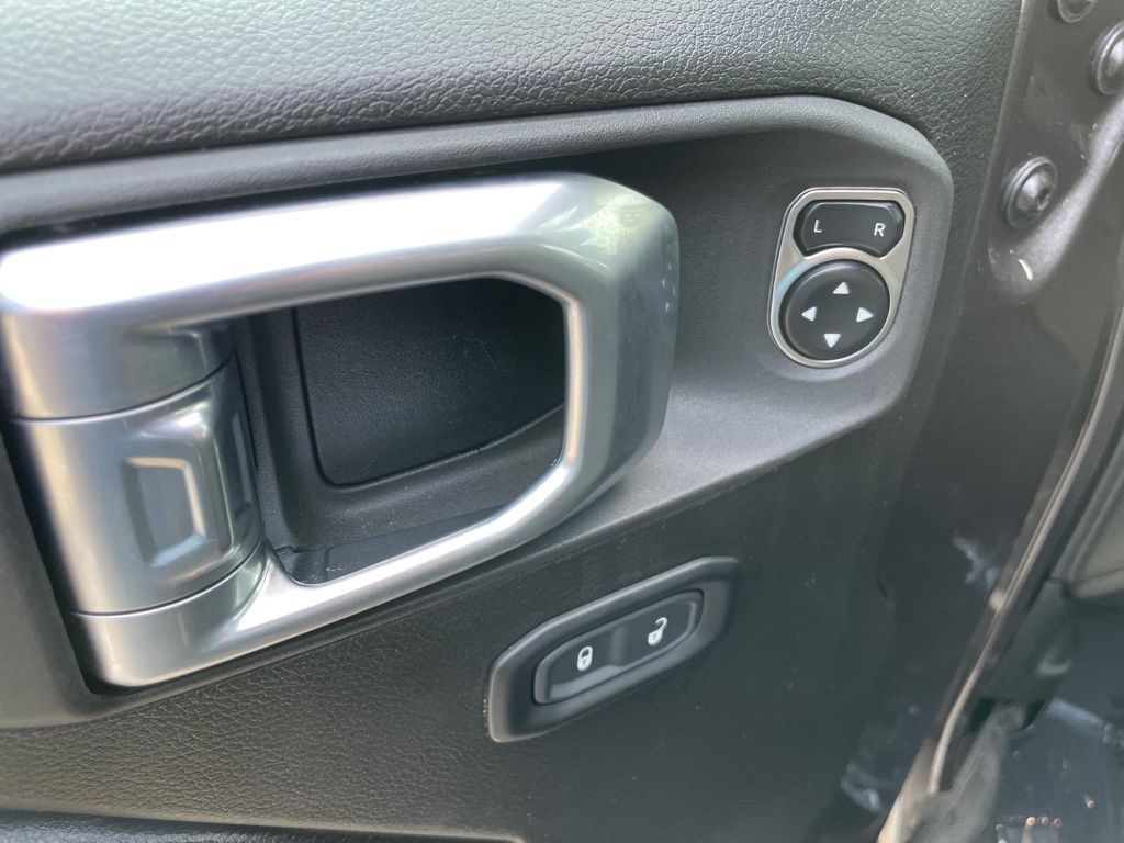 2024 Jeep Wrangler Sport S photo 12