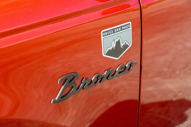 2023 Ford Bronco Big Bend photo 3