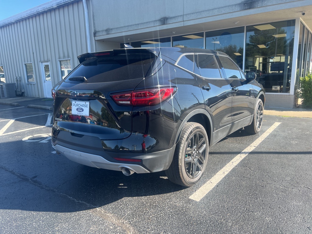 2024 Chevrolet Blazer 2LT photo 2