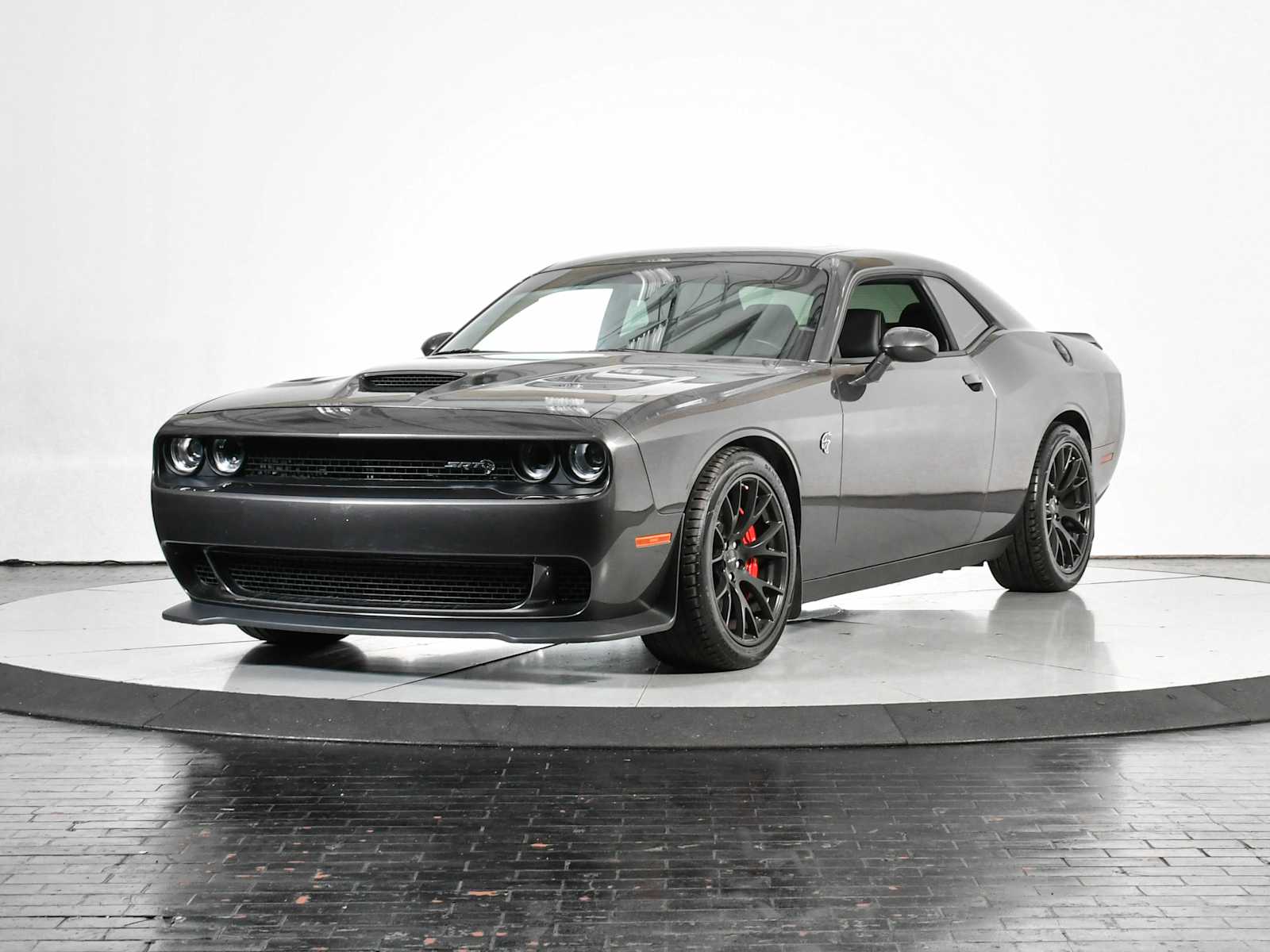 2016 Dodge Challenger SRT's photo