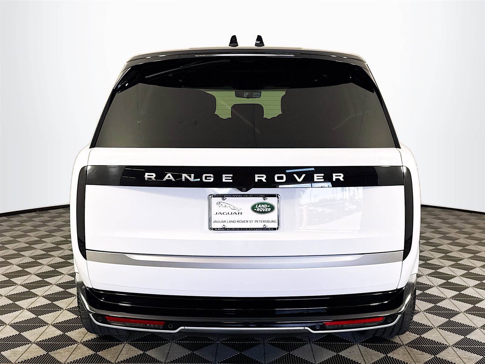 2024 Land Rover Range Rover Autobiography photo 5