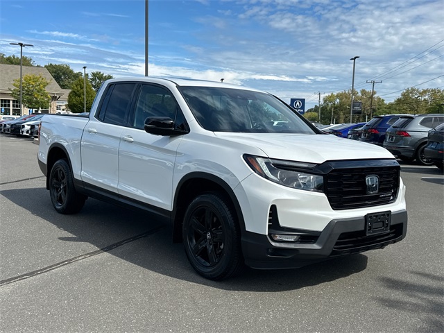 2022 Honda Ridgeline Black Edition photo 4