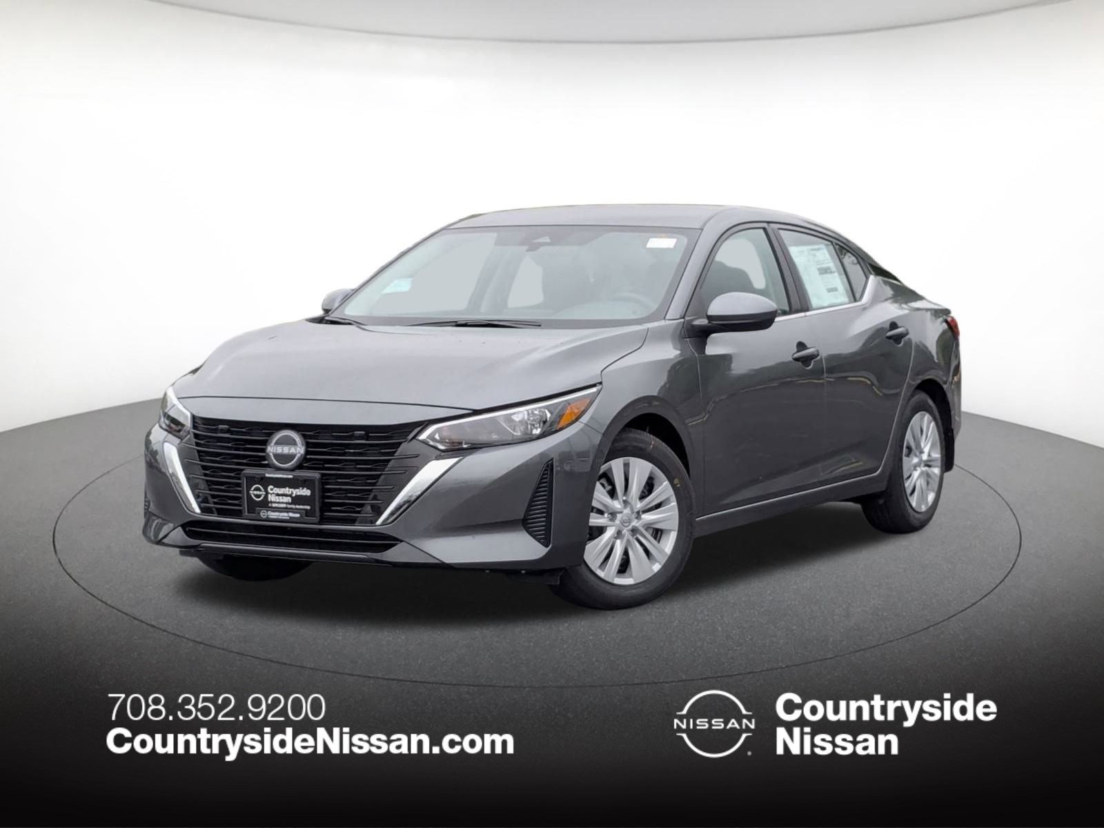 2025 Nissan Sentra S's photo