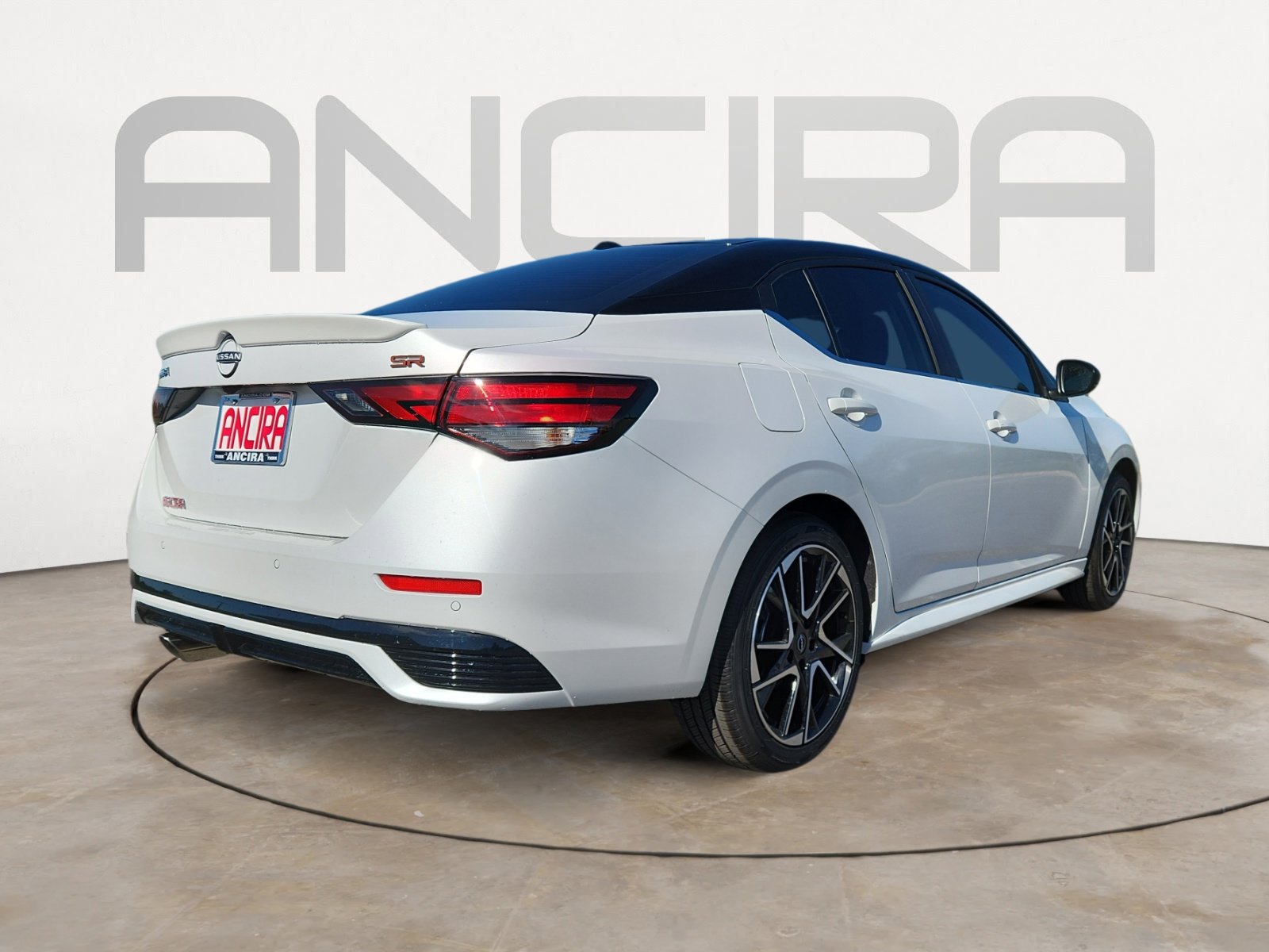 2025 Nissan Sentra SR photo 9