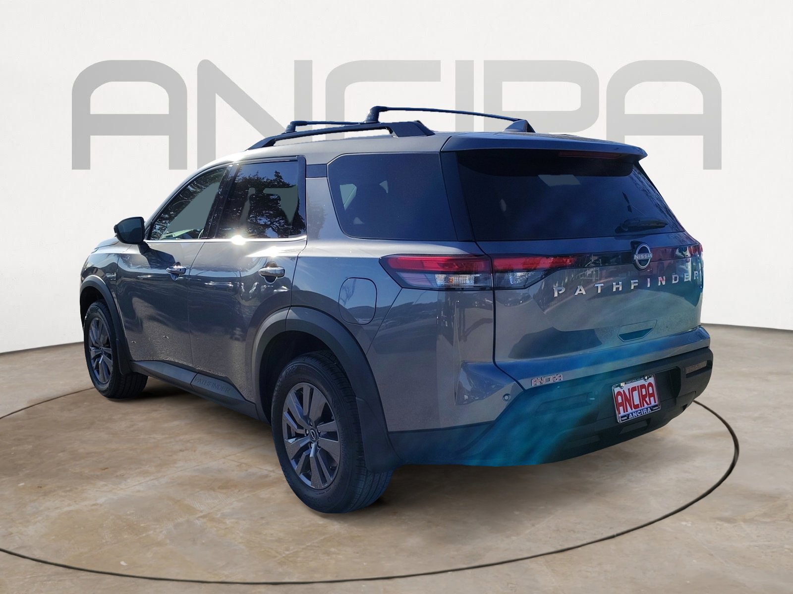 2025 Nissan Pathfinder SV photo 8