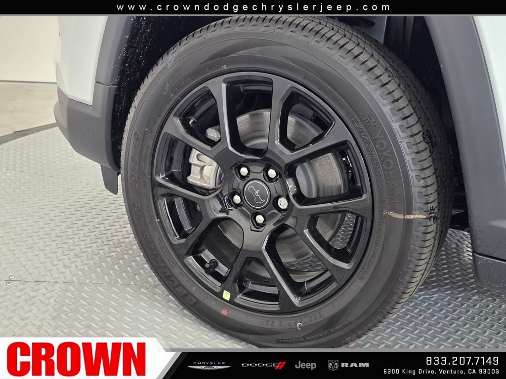 2026 Jeep Compass Latitude Altitude photo 7
