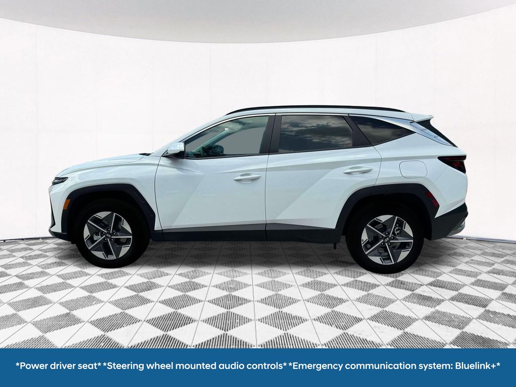 2025 Hyundai Tucson SEL photo 3