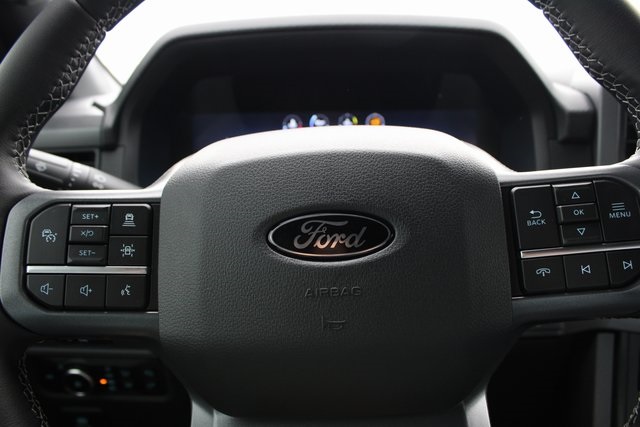 2025 Ford F-150 XLT photo 9
