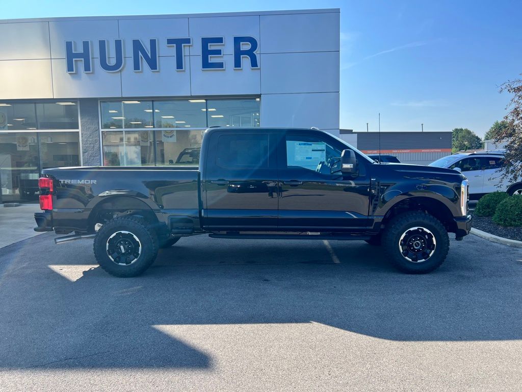 2025 Ford F-350 XLT photo 46