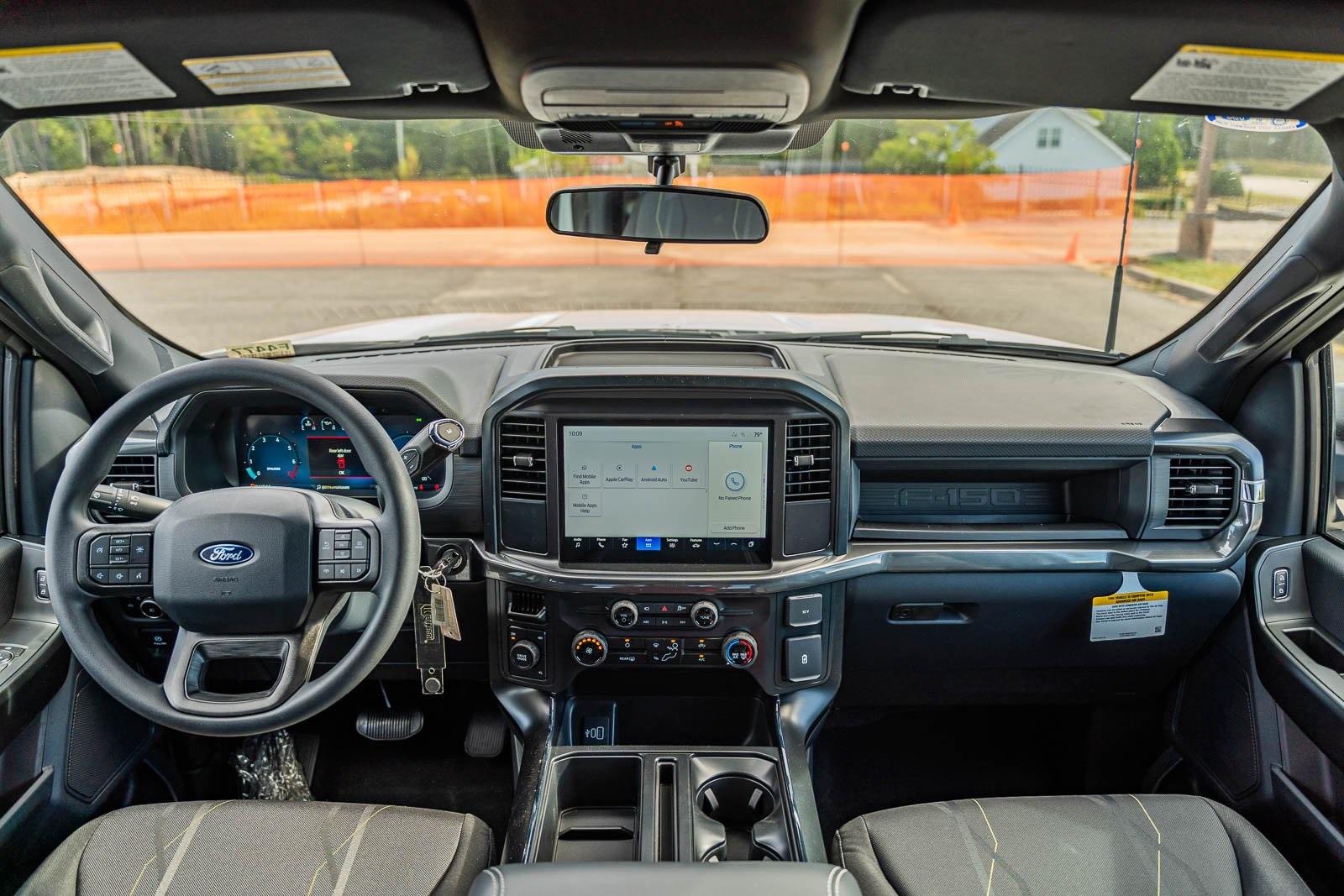 2025 Ford F-150 STX photo 17