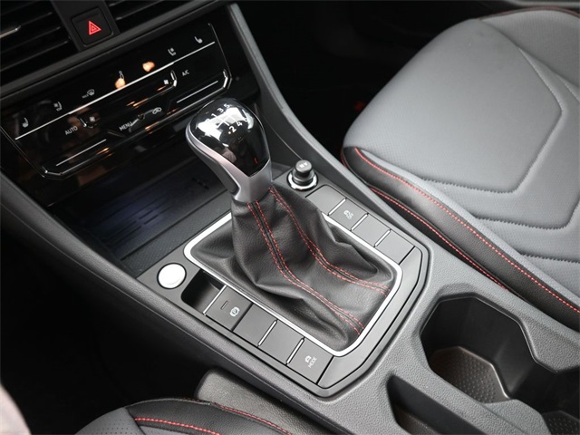 2025 Volkswagen Jetta GLI 2.0T Autobahn photo 4