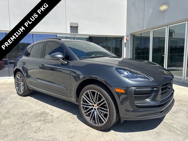 2024 Porsche Macan T