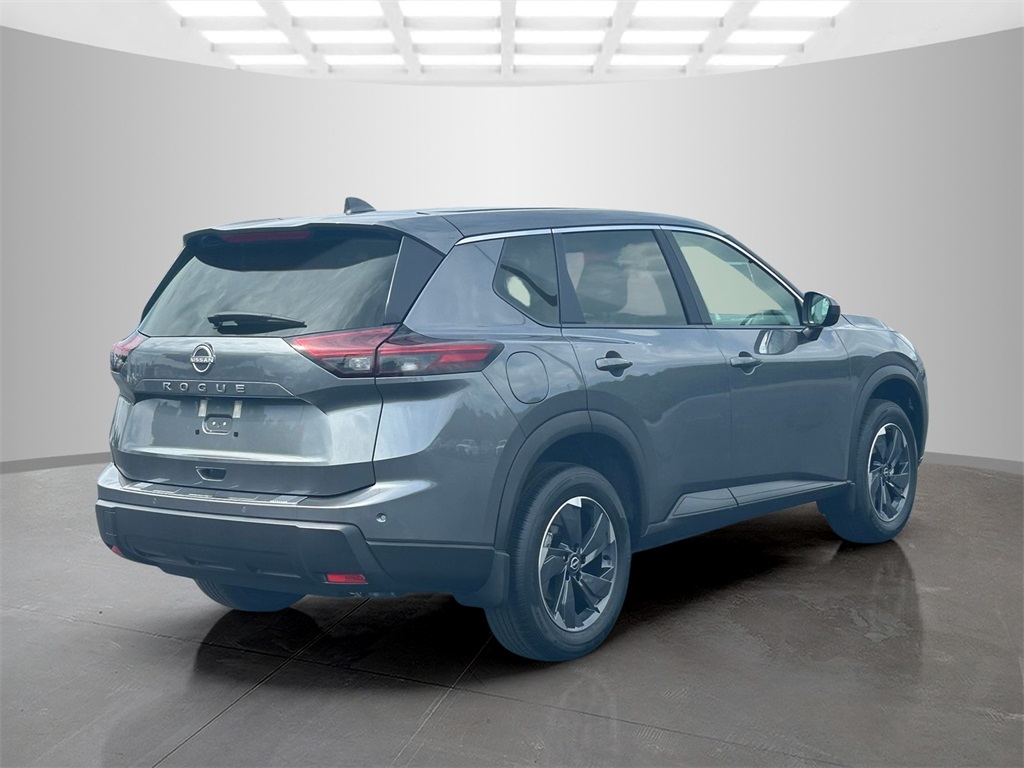 2026 Nissan Rogue SV photo 4