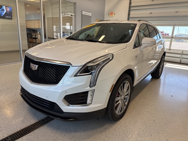 2023 Cadillac XT5 Sport photo 5