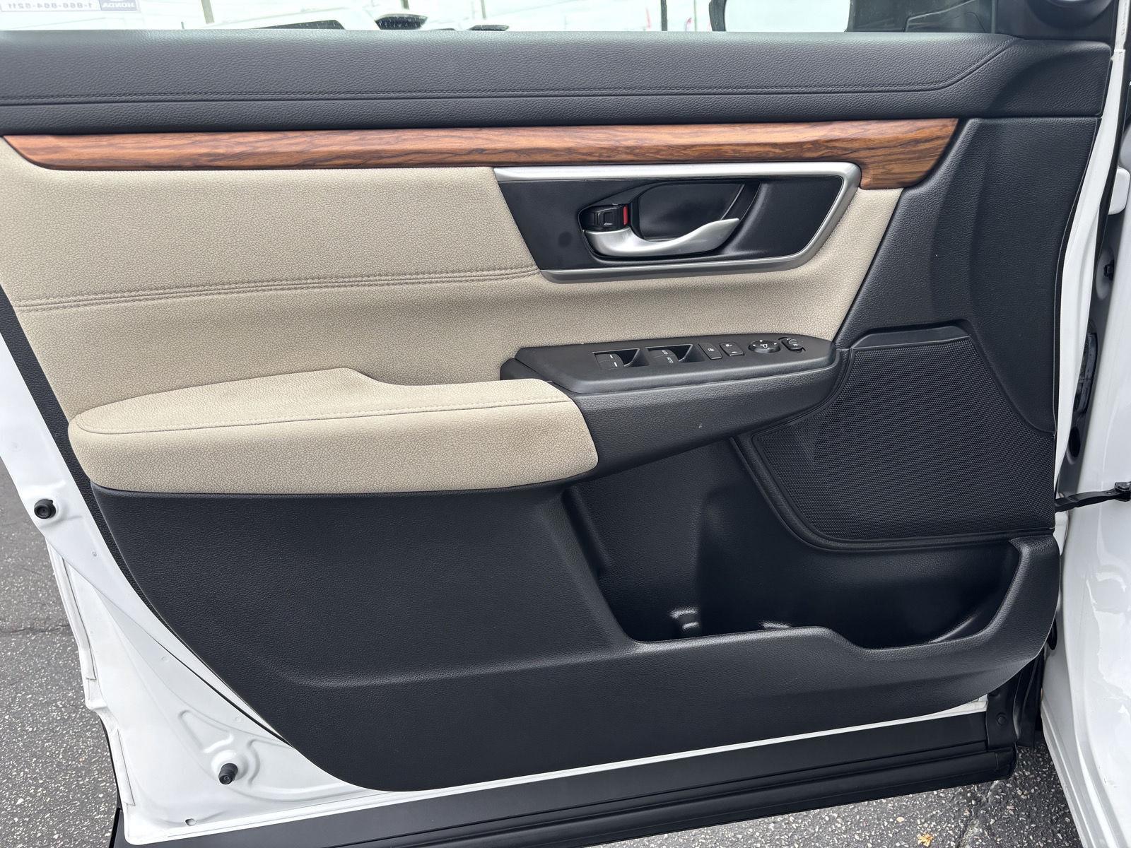 2022 Honda CR-V EX photo 12