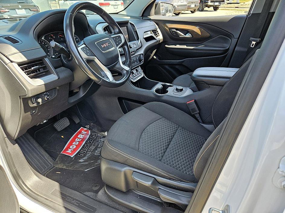 2020 Gmc Terrain SLE photo 3