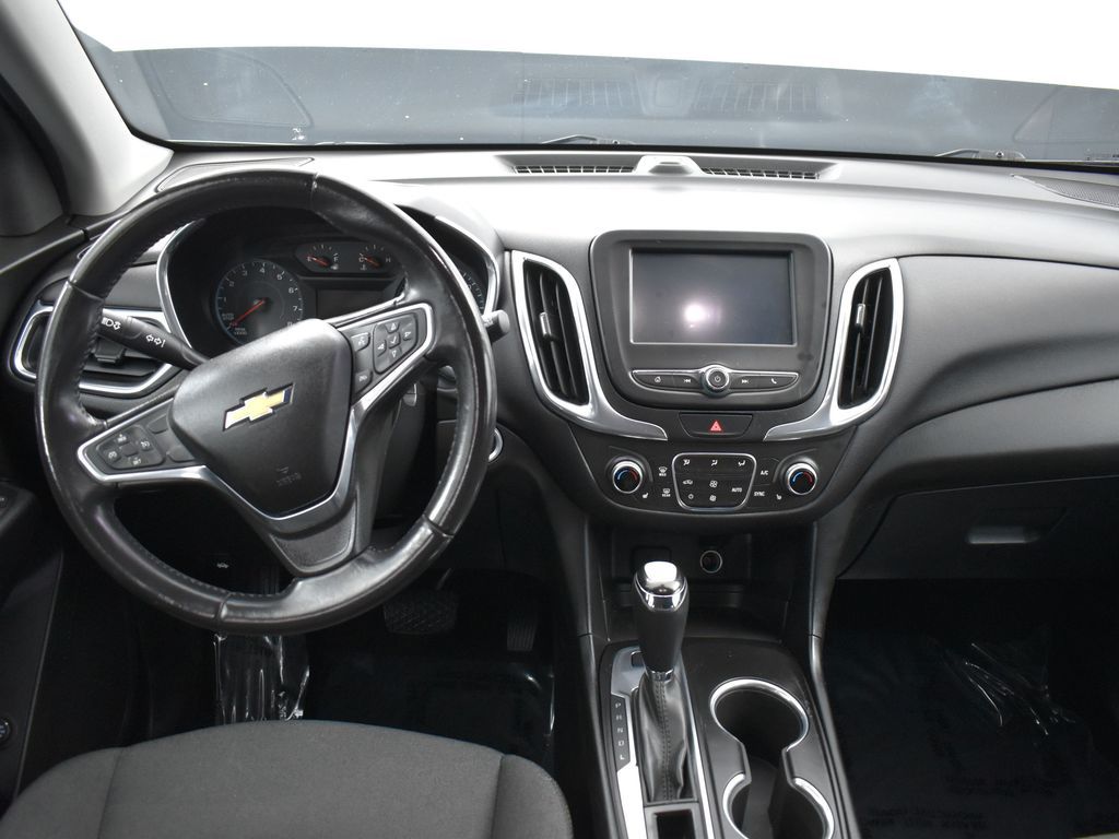 2018 Chevrolet Equinox LT photo 11